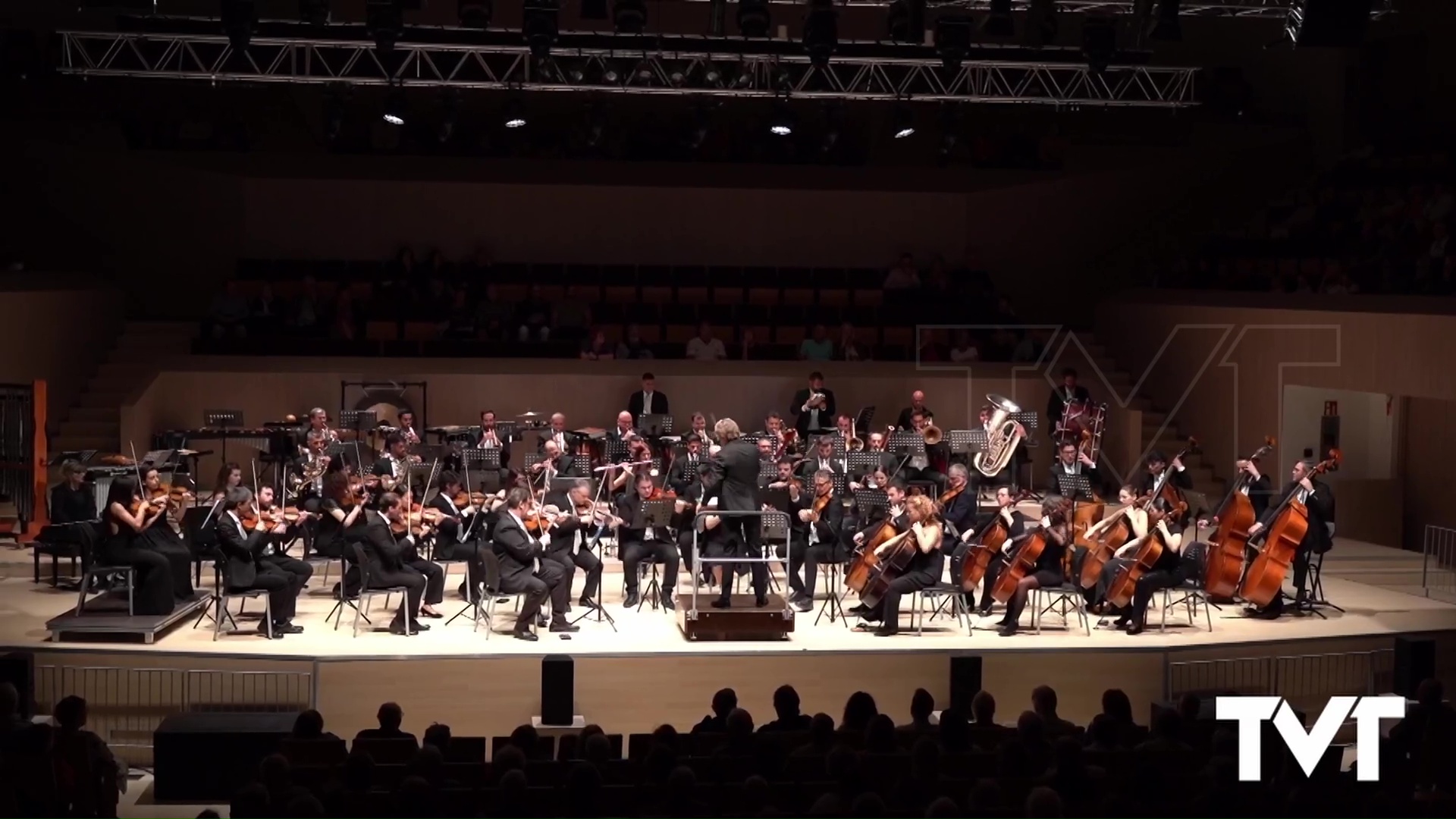 Imagen de La Orquesta Sinfónica de Torrevieja triunfó con su Música Americana