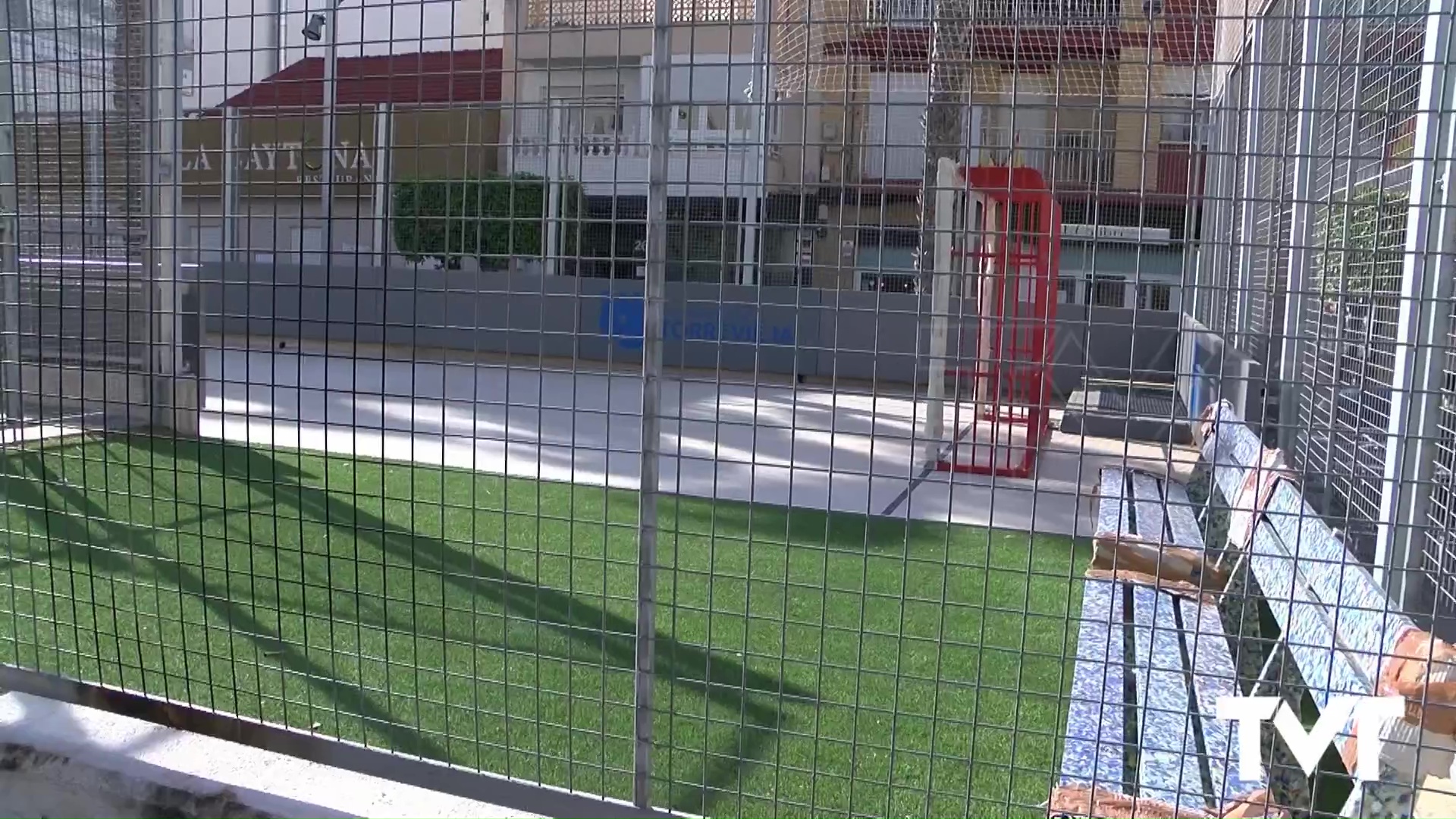 Imagen de Se acumulan los atrasos para la apertura de la mini pista polideportiva de la Plaza de Oriente