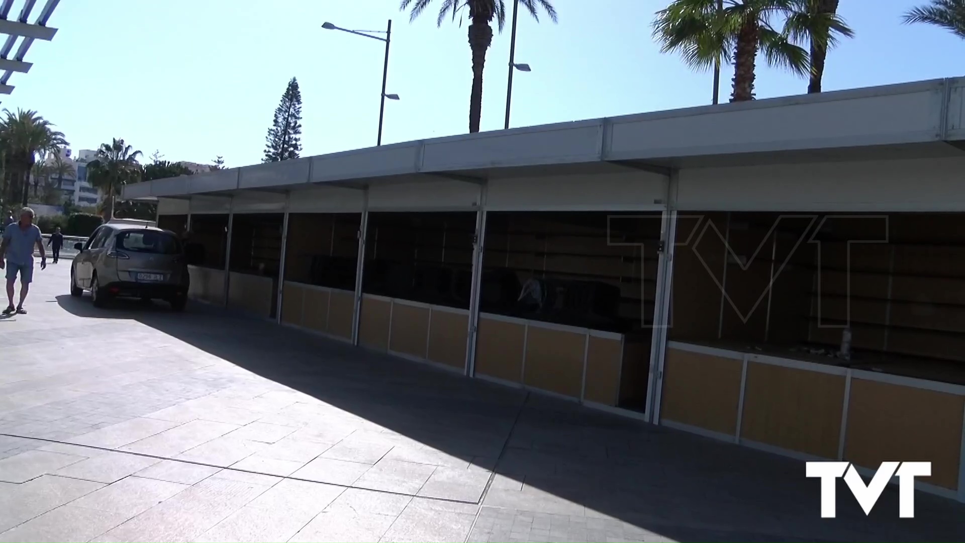 Imagen de Instalados los módulos para la Feria del Libro 2025 que abrirá sus puertas el 12 de abril