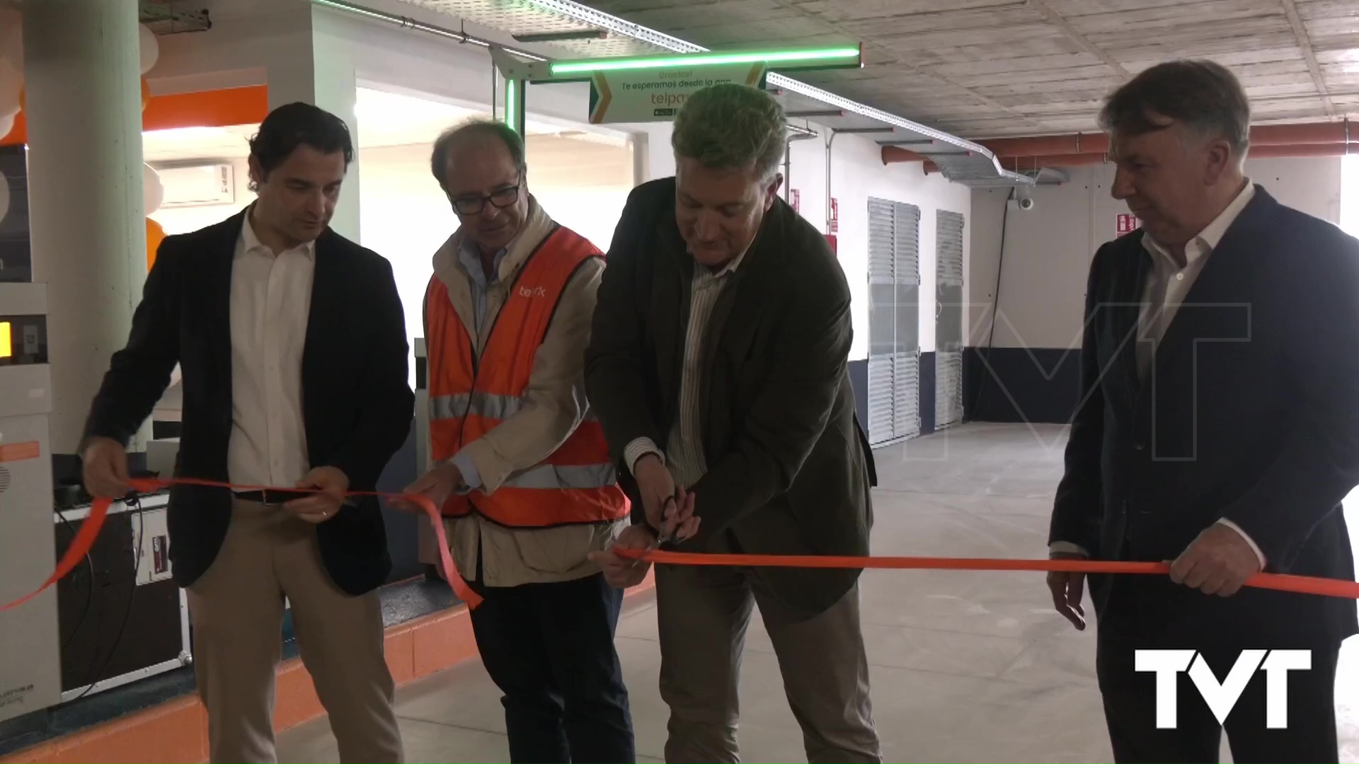 Imagen de 640 nuevas plazas de aparcamiento disponibles en el puerto de Torrevieja 