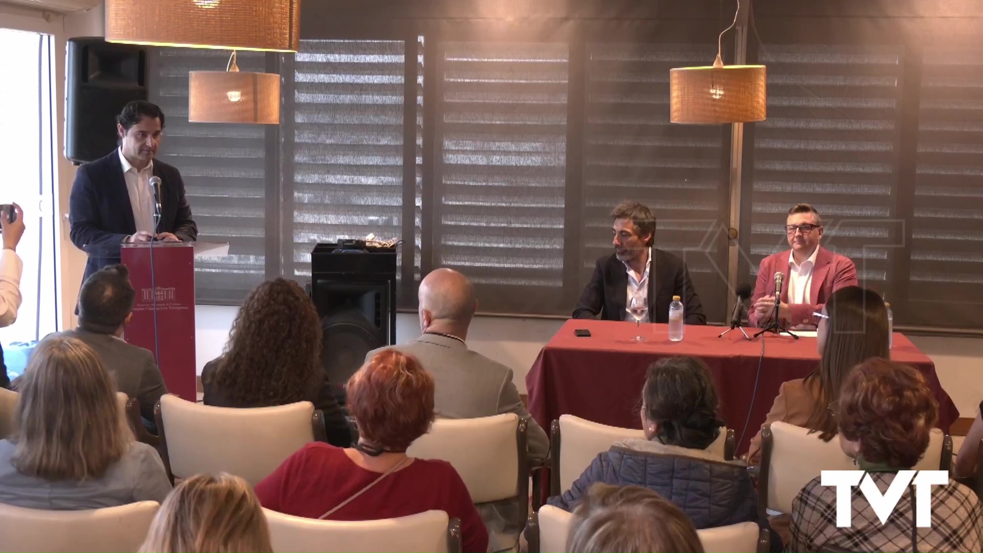 Imagen de El escritor y guionista Juan del Val apertura la XXVII Feria del Libro