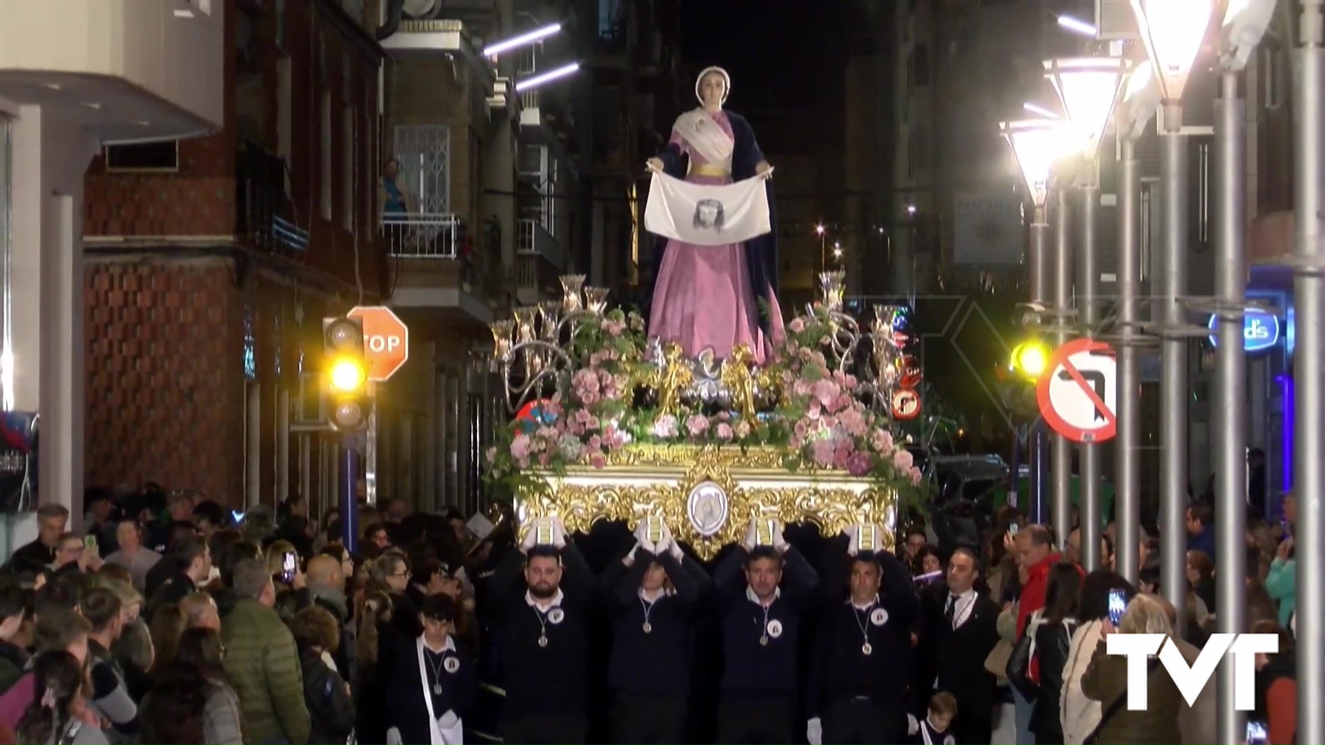 Imagen de Así se vivió la procesión del Martes Santo en las calles de Torrevieja