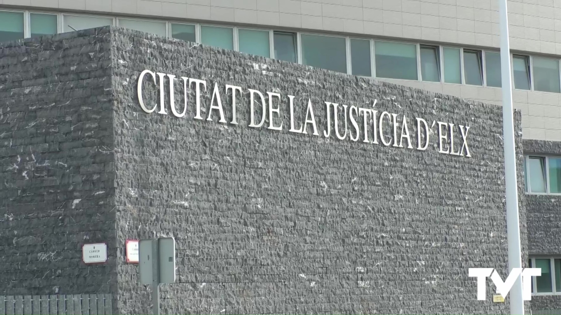 Imagen de Juzgan a 29 personas acusadas de formar parte de una organización criminal especializada en el tráfico de drogas en la zona de Torrevieja