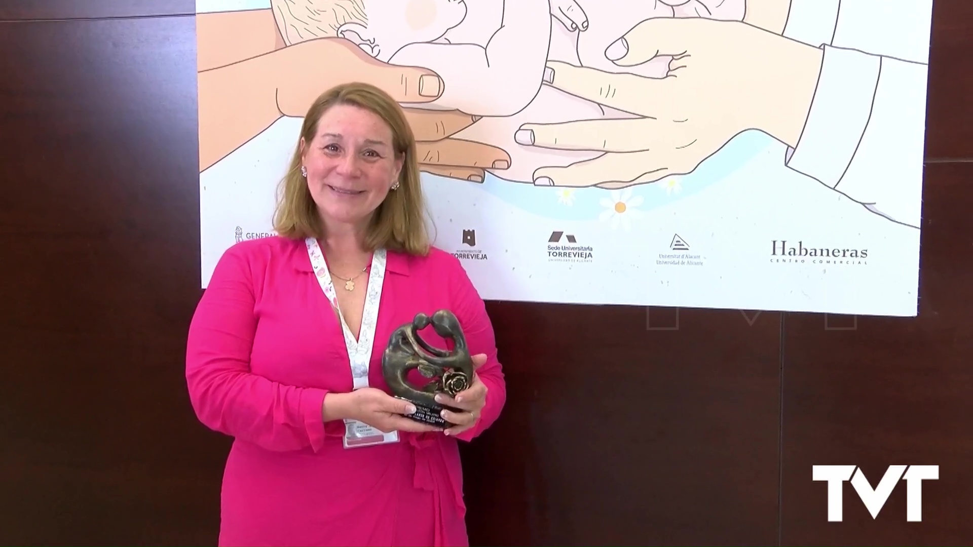 Imagen de La matrona Nancy Cárcamo merecedora del II Premio Rosa Mazón Valero