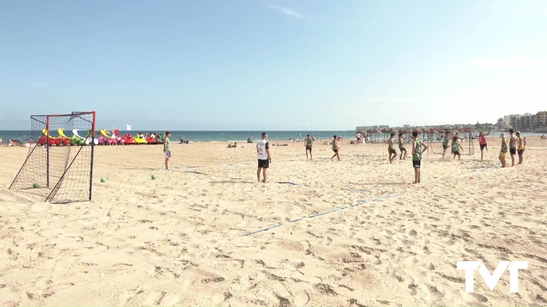 Imagen de Torrevieja acoge este fin de semana la penúltima prueba de la liga de balonmano playa Comunidad Valenciana