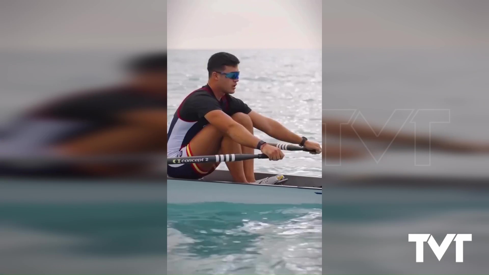 Imagen de Ander Martín, componente del equipo nacional de remo, prepara el mundial y el europeo de beach sprint 