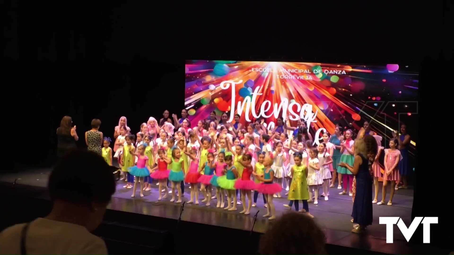 Imagen de Celebrando 40 años de pasión, danza, arte y emociones