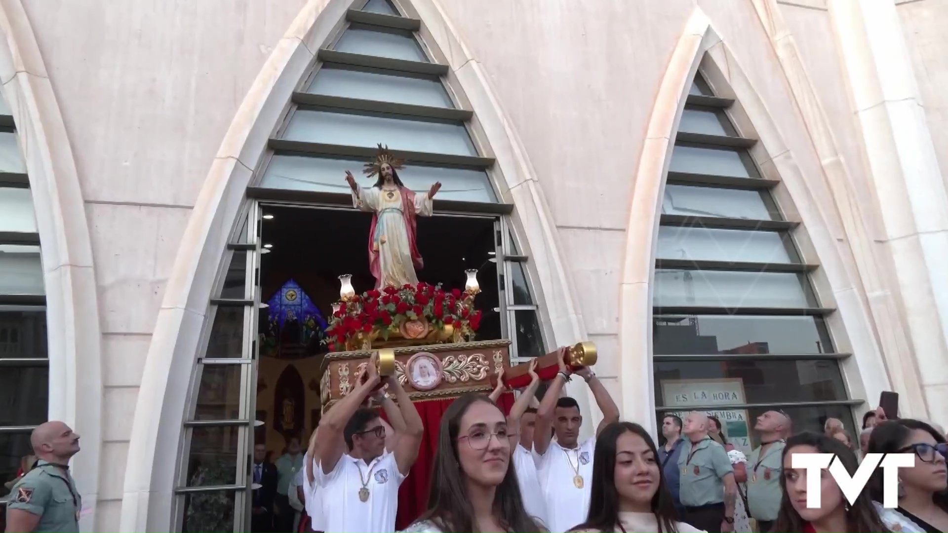Imagen de El Inmaculado Corazón de María y el Sagrado Corazón de Jesús salen a la calle para culminar las Fiestas del Sagrado Corazón de Jesús