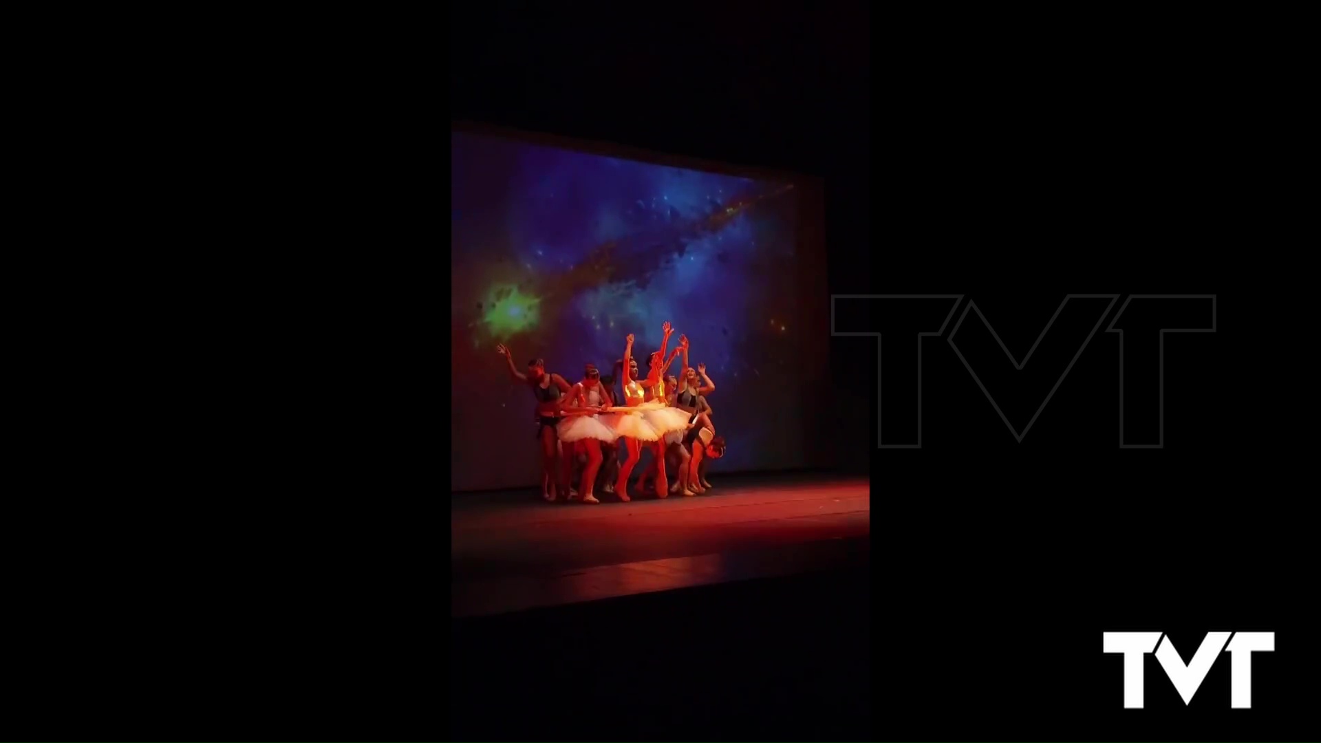Imagen de La Academia de Danza Mery presenta un viaje coreográfico a través del tiempo, el universo y los signos del zodiaco