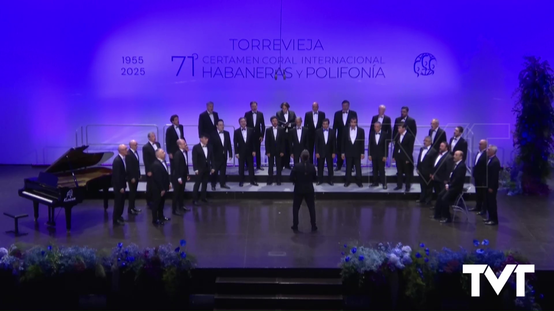 Imagen de El coro Sinfonía de la Escuela coral municipal y el coro Voces Graves de Madrid sorprenden con una noche memorable en torno a la Habanera