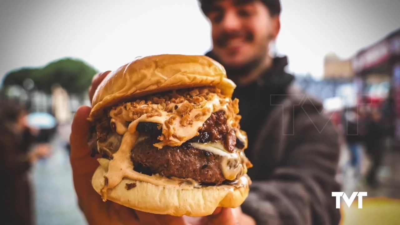 Imagen de Torrevieja se estrena en la ruta de The champions Burger para elegir la «mejor hamburguesa de España»