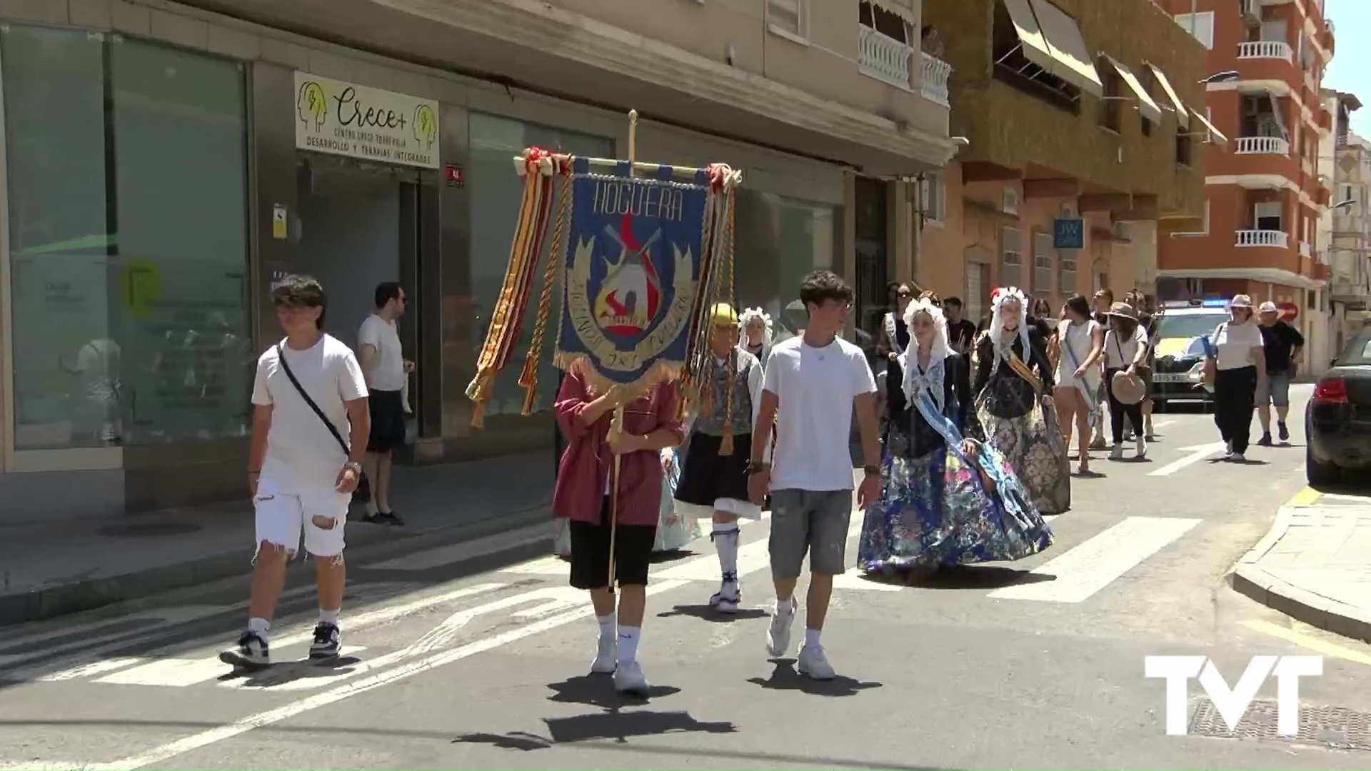 Imagen de La Hoguera Molinos del Calvario mantiene «la llama encendida» con su verbena de verano 