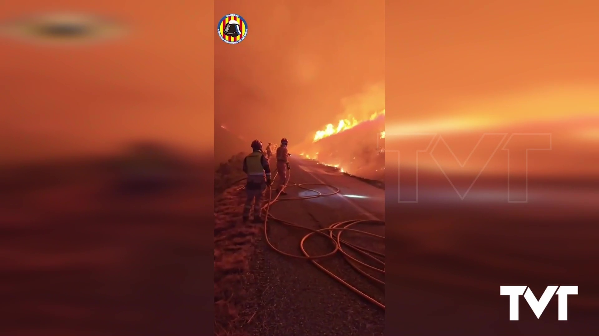 Imagen de Cuatro bomberos de Torrevieja se unen a las labores de ayuda y extinción de incendios en León 