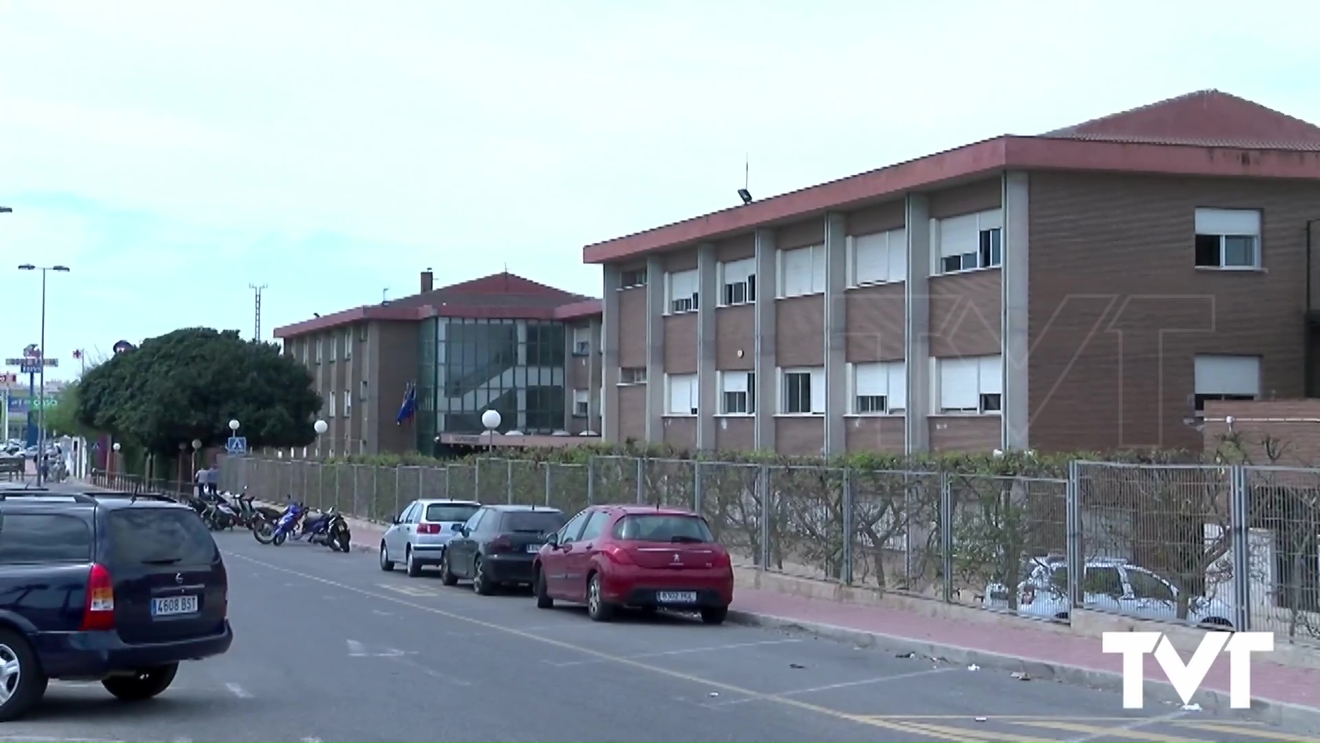 Imagen de POR FIN: Aprobado en pleno la aceptación de la delegación de competencias de Generalitat al ayuntamiento para el proyecto de rehabilitación del IES Las Lagunas