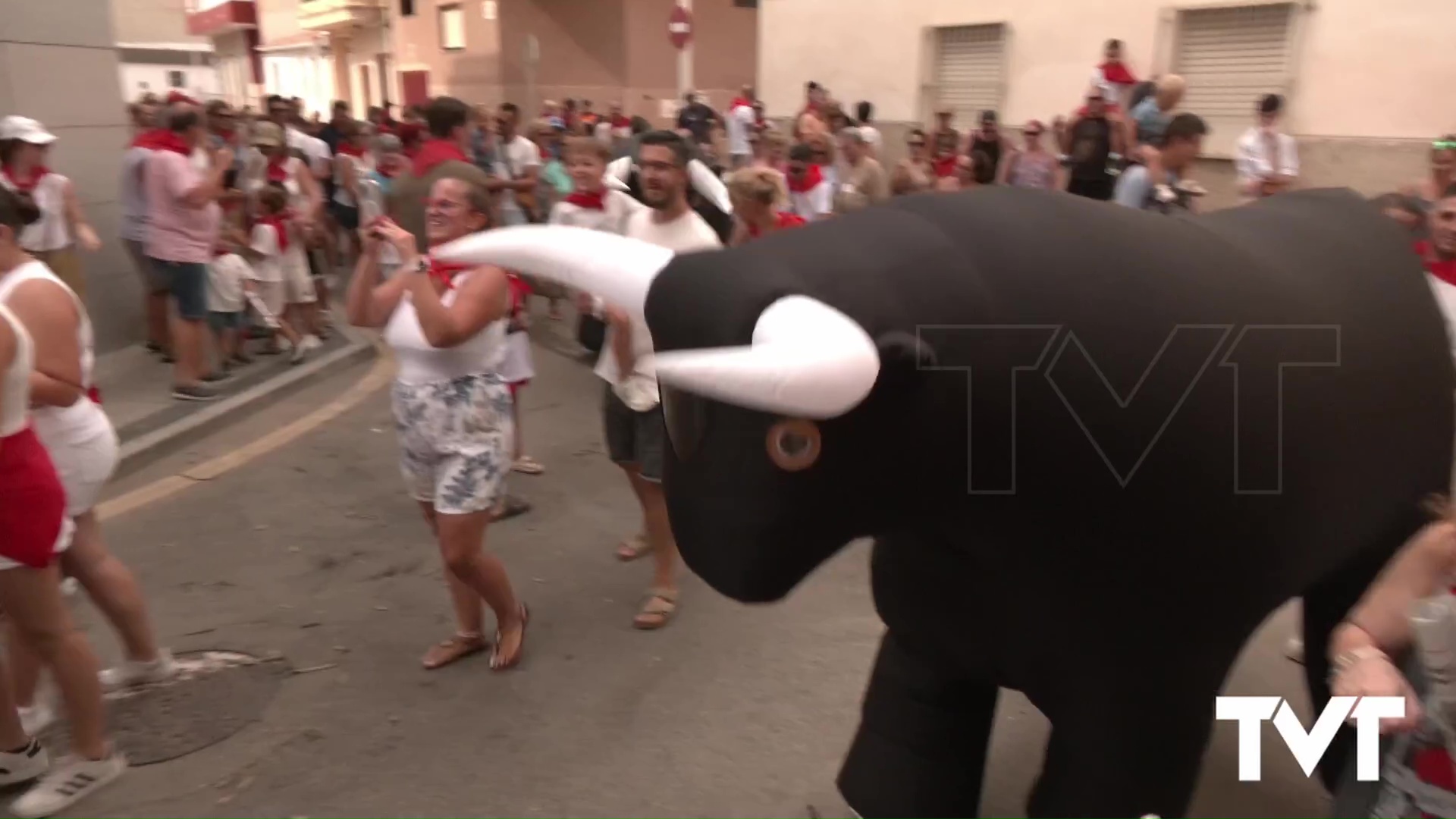 Imagen de Torrelamata celebra sus particulares «San Fermines»