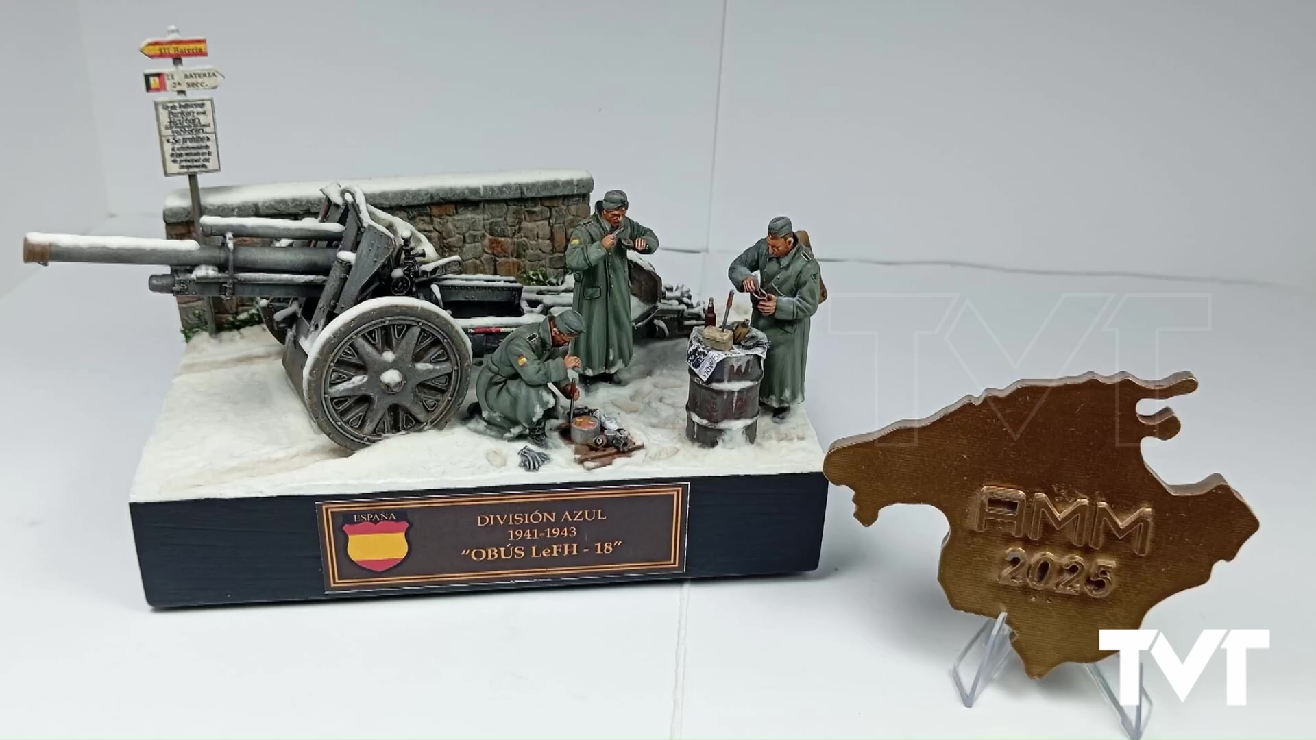 Imagen de El maquetista torrevejense Rafael Aracil consigue importantes premios en el Concurso de modelismo estático celebrado en Palma de Mallorca