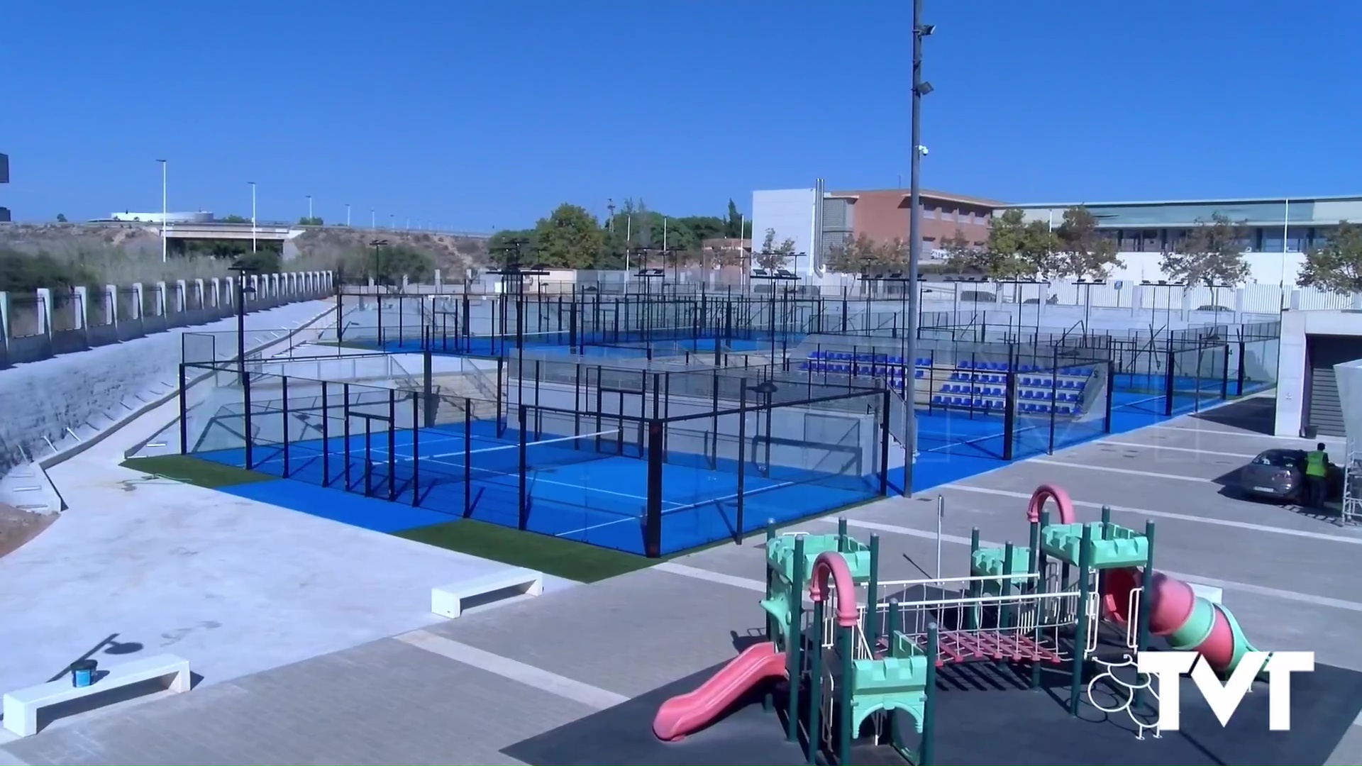 Imagen de Las nuevas pistas de padel y frontenis serán reaperturadas el 4 de octubre
