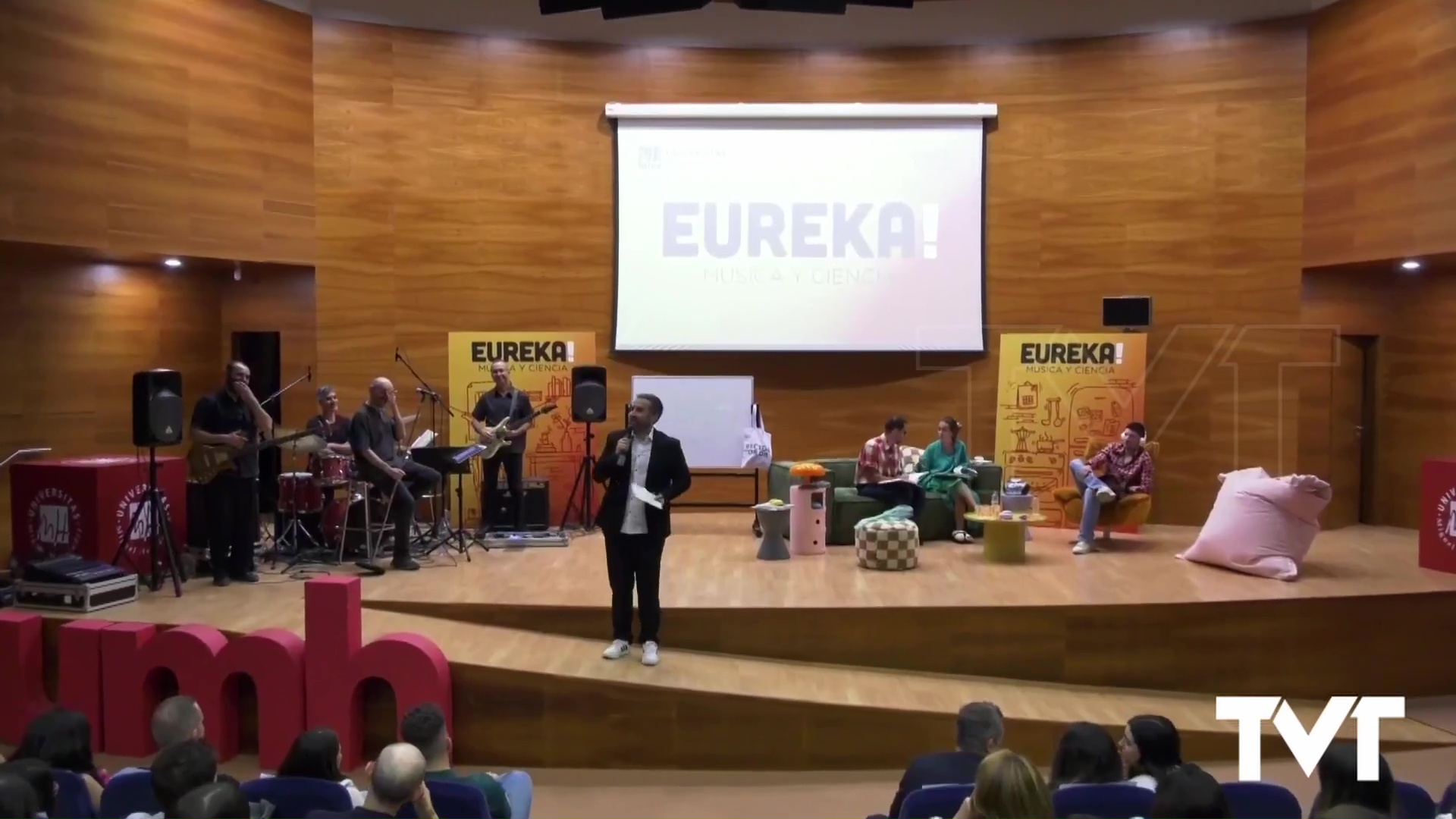 Imagen de Este fin de semana habrá ciencia, un tributo a Los Beatles y el humor de Juan Amodeo en Torrevieja