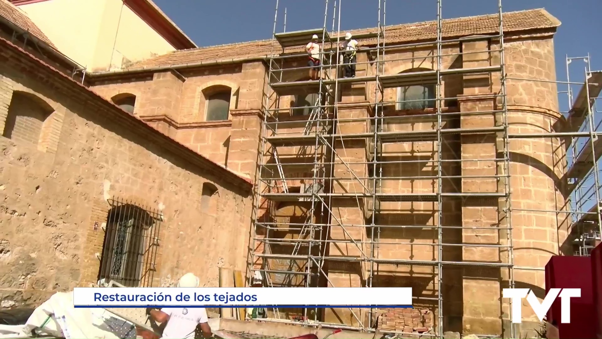 Imagen de La Parroquia de la Inmaculada valora en 350.000 euros las obras para restaurar los tejados laterales