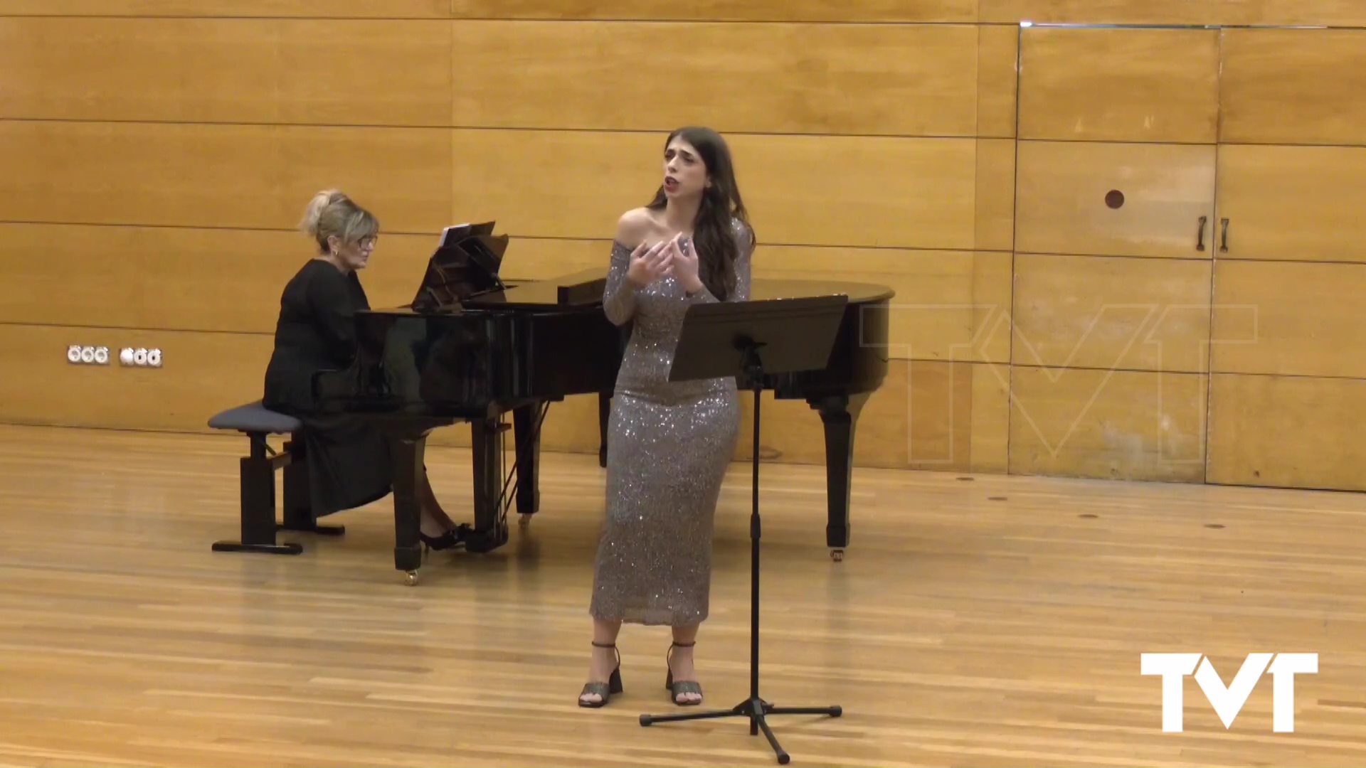 Imagen de Cora Sánchez Boj y Nataliya Khomyak brillan con un concierto de alto nivel con canción, ópera y zarzuela