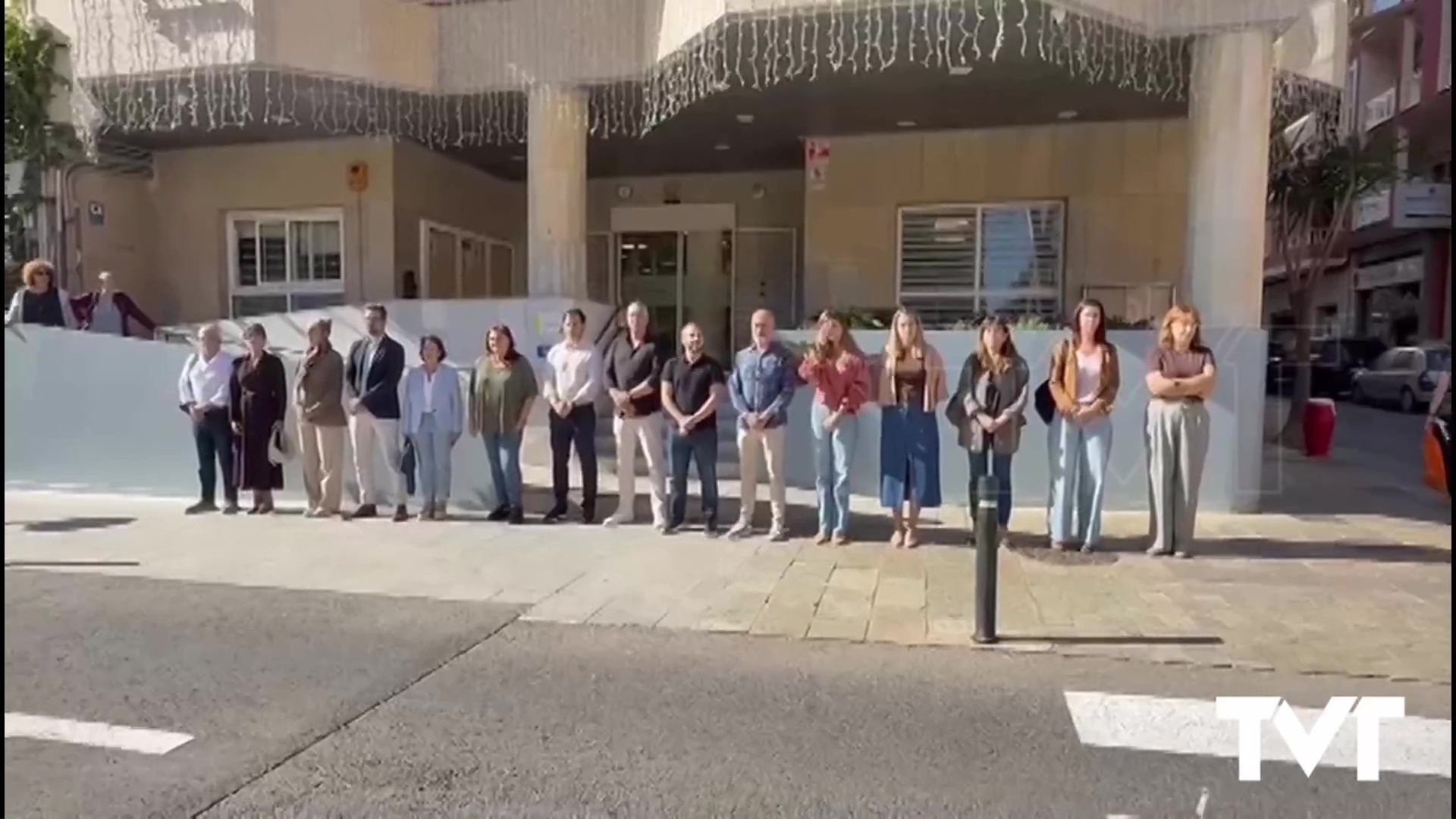 Imagen de Un minuto de silencio por otra mujer asesinada por violencia machista