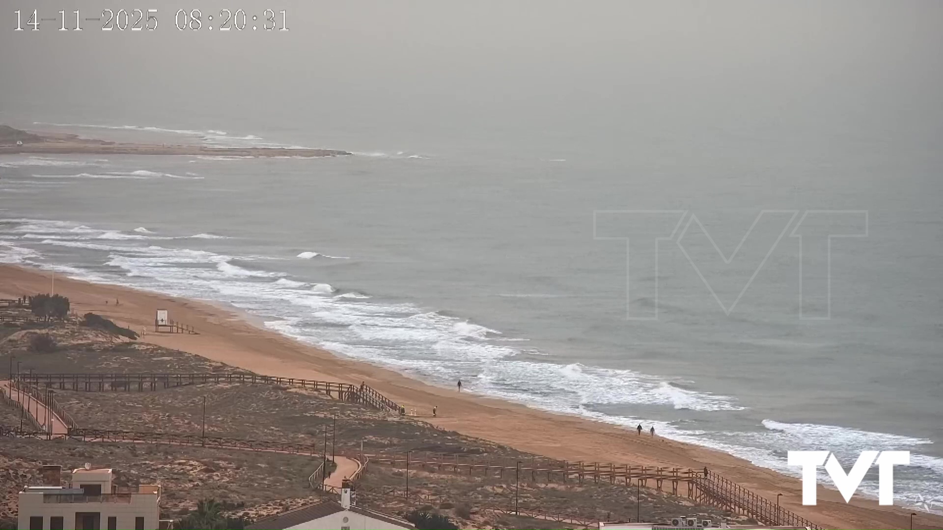 Imagen de La entrada de polvo en suspensión en Torrevieja provoca que se hayan superado los valores óptimos de calidad de aire marcados por la OMS