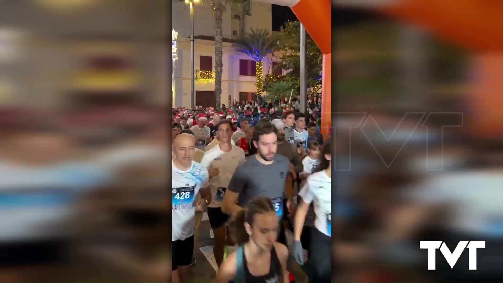 Imagen de Cerca de 800 corredores participaron en la V Capt San Silvestre torrevejense 