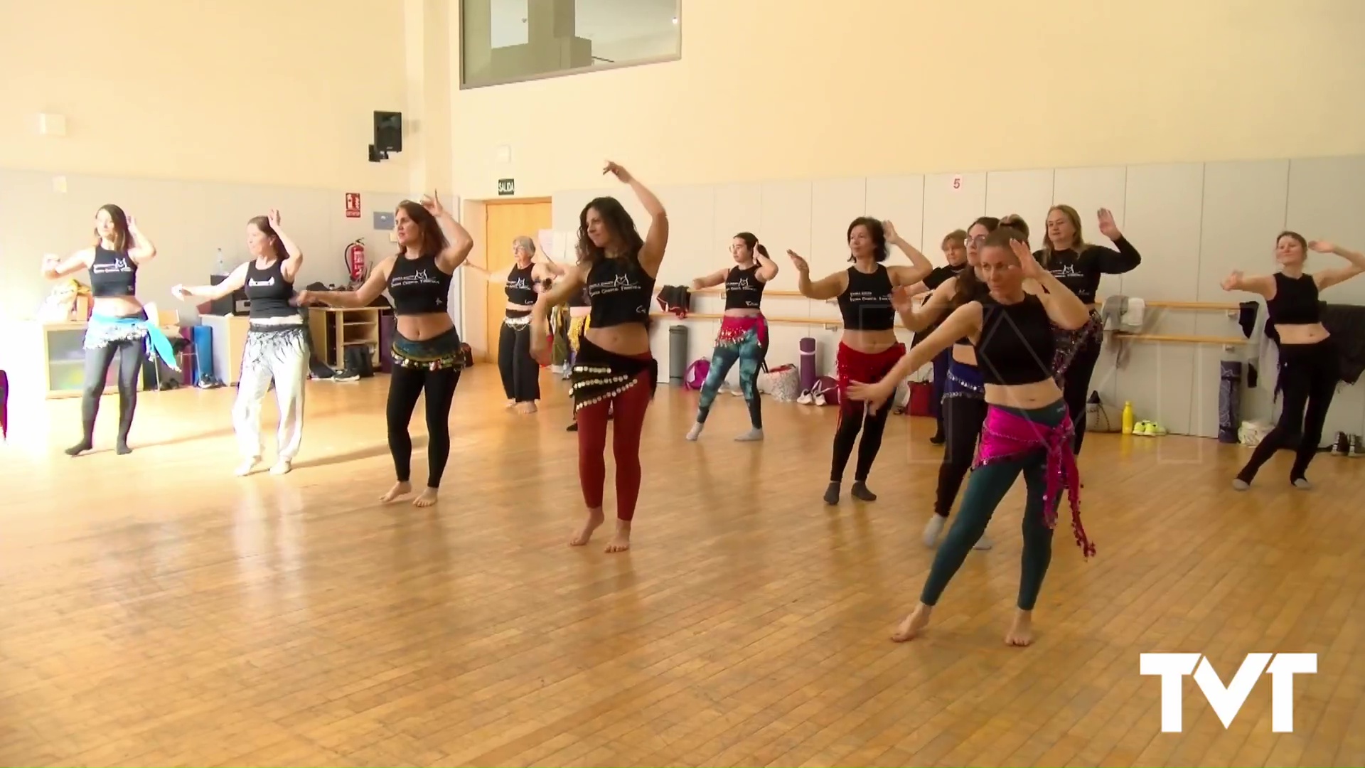 Imagen de El arte de la danza oriental: unión de cuerpo, mente y alma