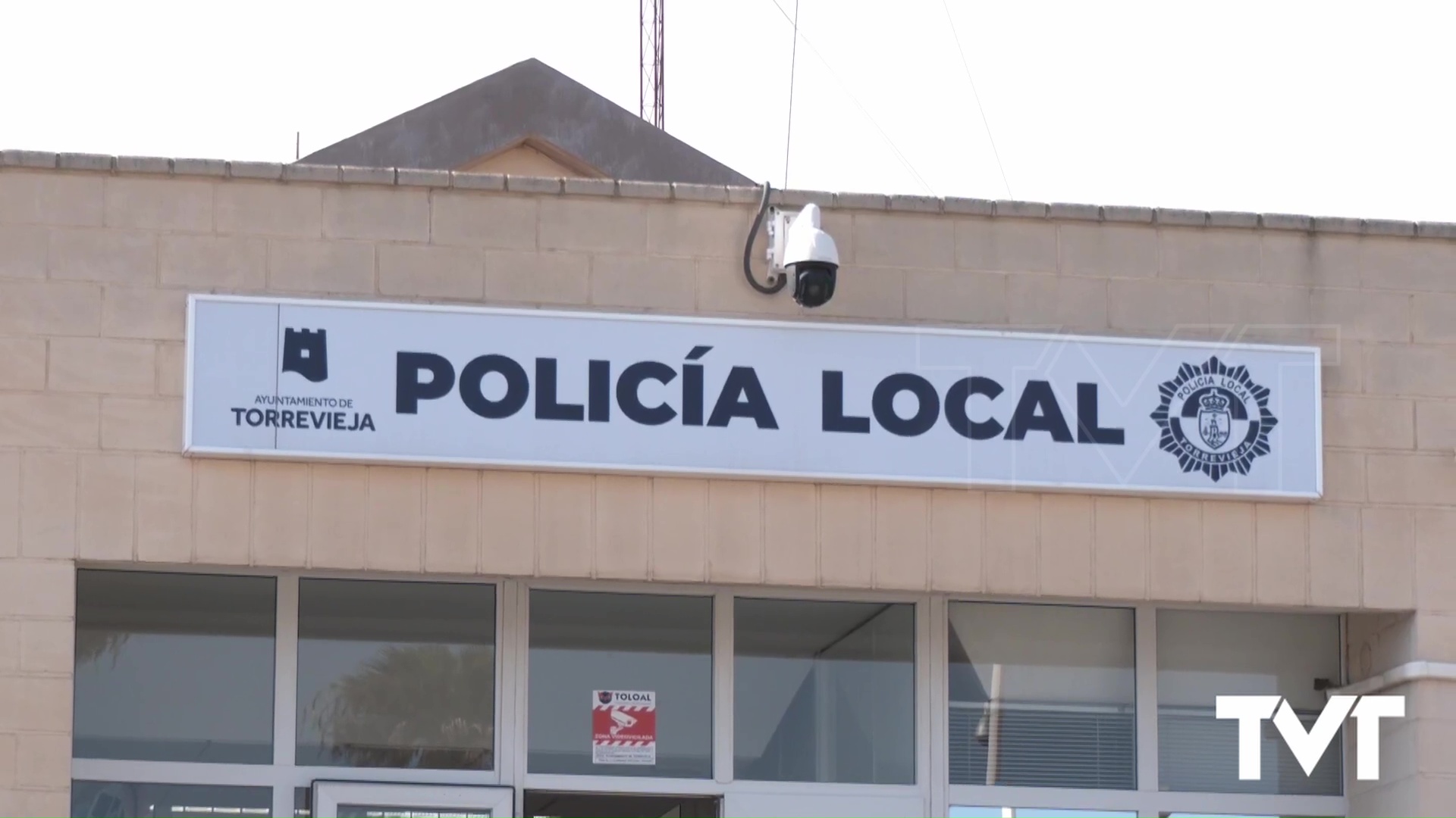 Imagen de El ejecutivo local baraja la posibilidad de trasladar la jefatura de policía local a nuevas dependencias