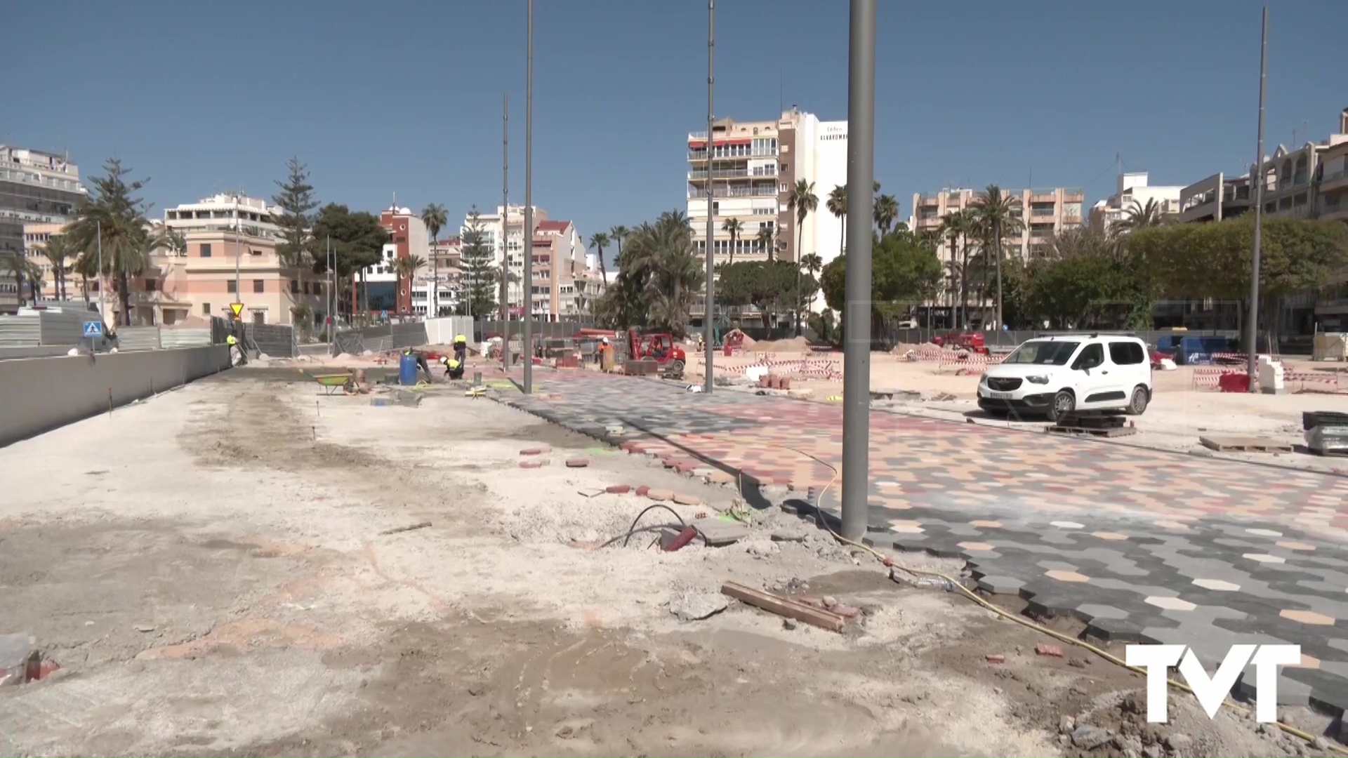 Imagen de Más retraso: Aprobada nueva ampliación de plazo para la terminación de obra de la electrificación primaria del recinto portuario