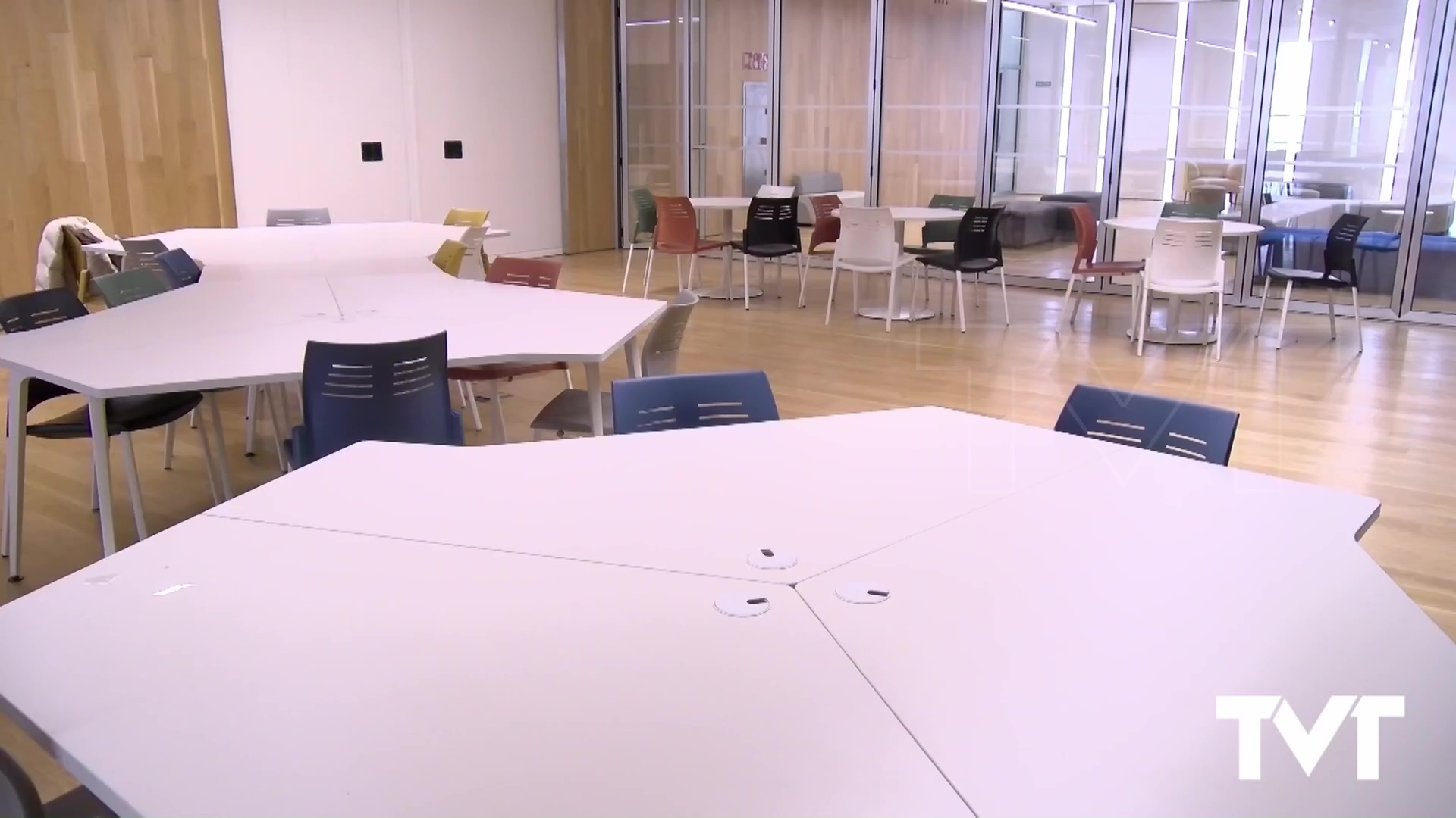 Imagen de Torrevieja estrena las instalaciones del edificio multiusos con nuevo centro de ocio juvenil y centro de formación