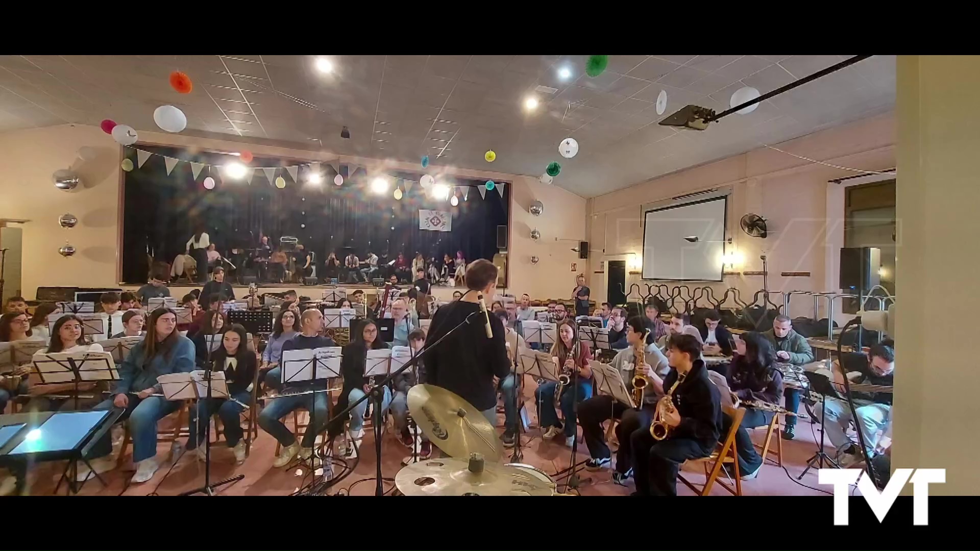 Imagen de La Unión Musical Torrevejense realiza una grabación histórica en Barcelona junto a los Barcelona Gospel Messengers
