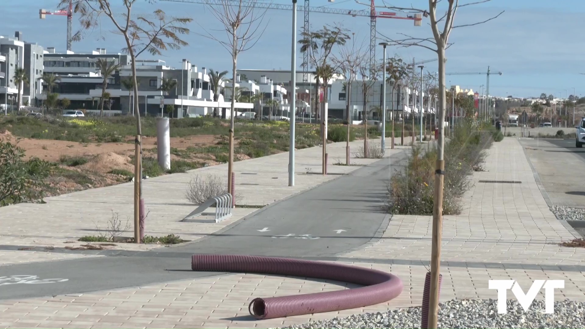 Imagen de Recepcionada la Fase 1 de la urbanización del Sector 20 La Hoya dando paso a un modificado, al alza, del precio del contrato de Parques y Jardines