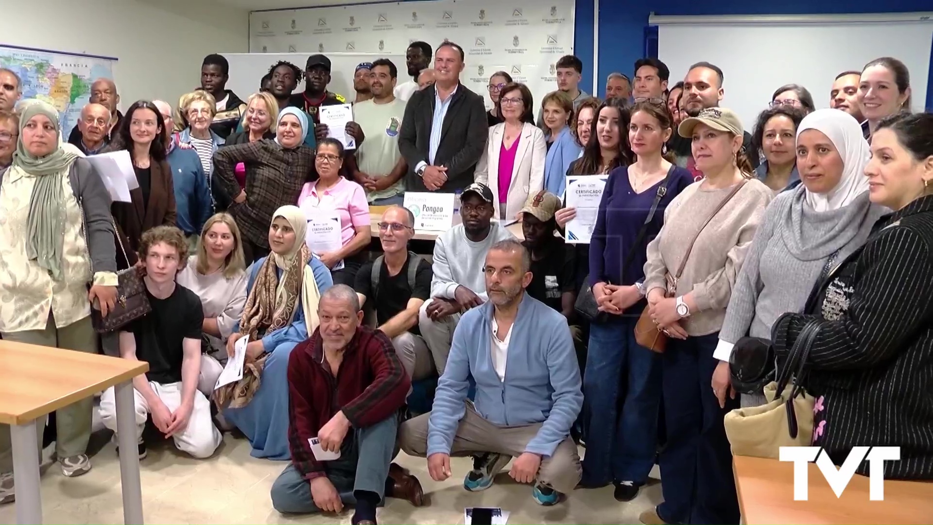 Imagen de Torrevieja celebra la convivencia intercultural con su I Mosaico Fest