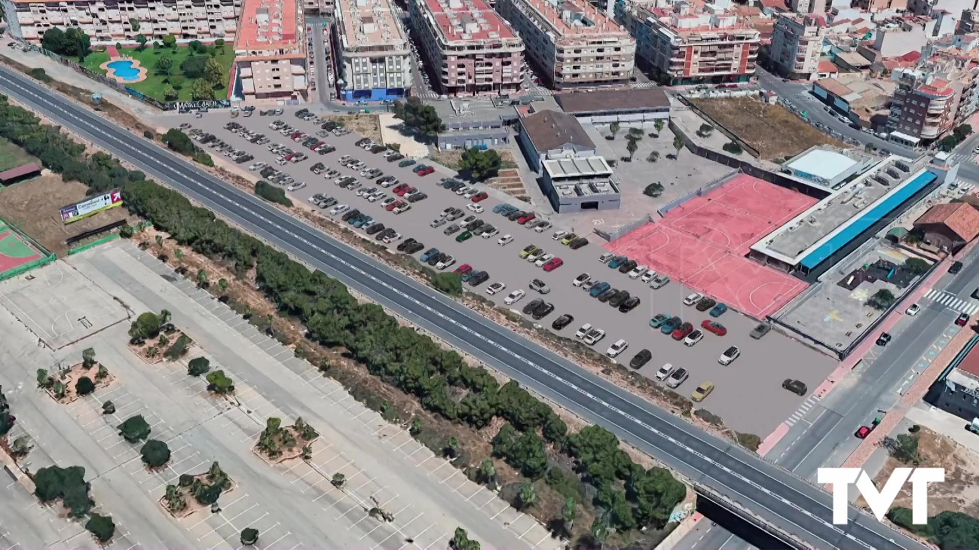 Imagen de El nuevo aparcamiento disuasorio en la zona del Acequión, junto a la N- 332, contará con una capacidad de 255 vehículos