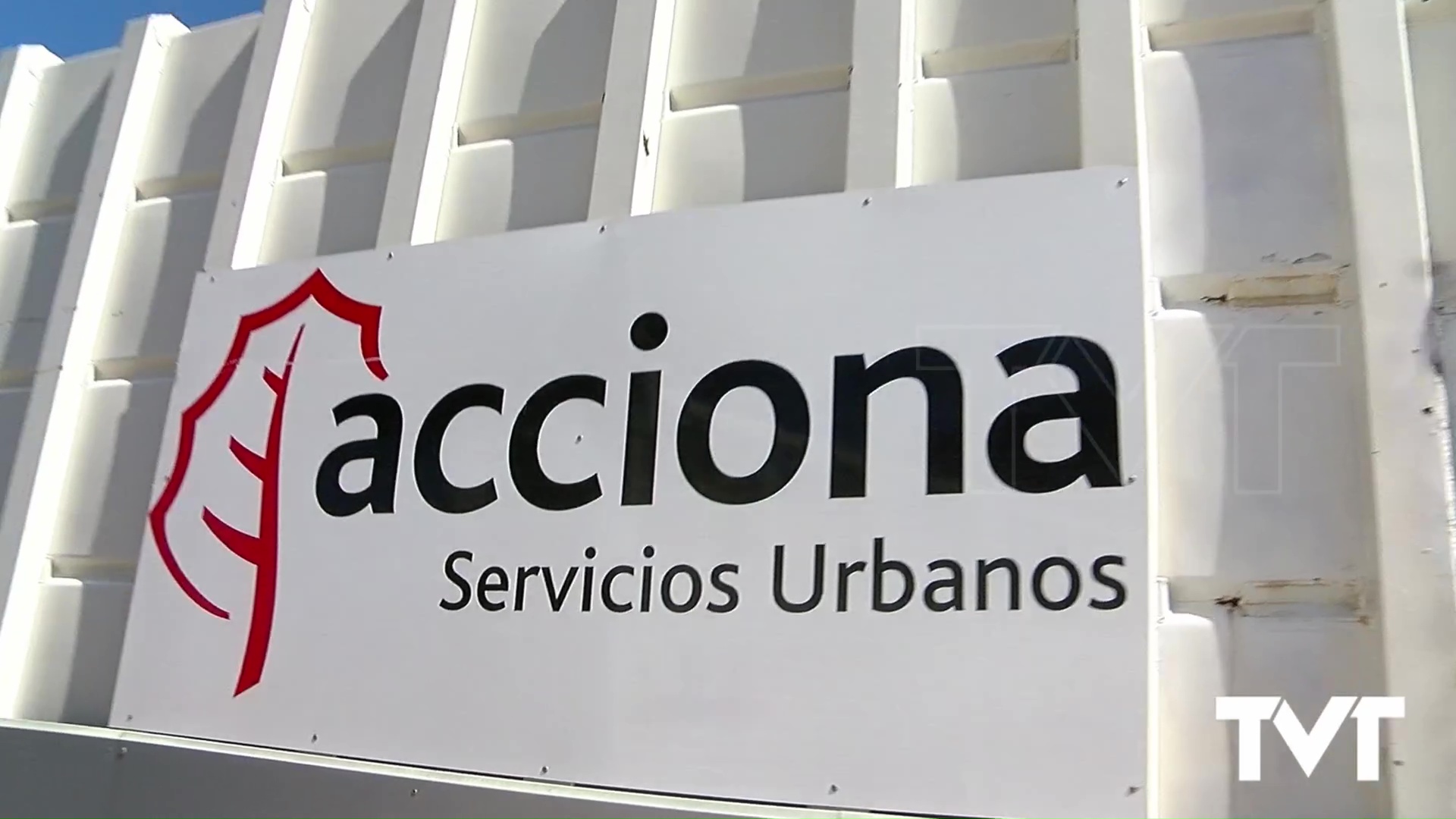 Imagen de En tramitación un reconocimiento extrajudicial de crédito por valor de 1,1 millon de euros para la compra de 720 nuevos contenedores