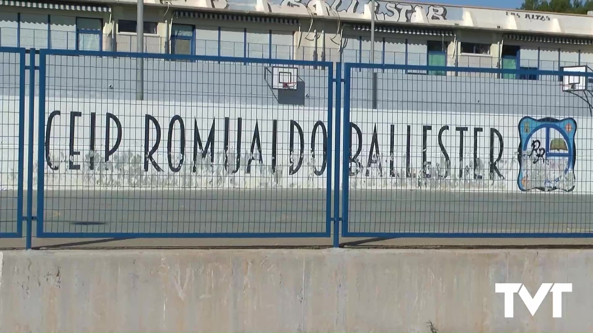 Imagen de La directora del CEIP Romulado Ballester desmiente al AMPA y asegura que en el momento del accidente del niño de 3 años había 14 profesores en el centro