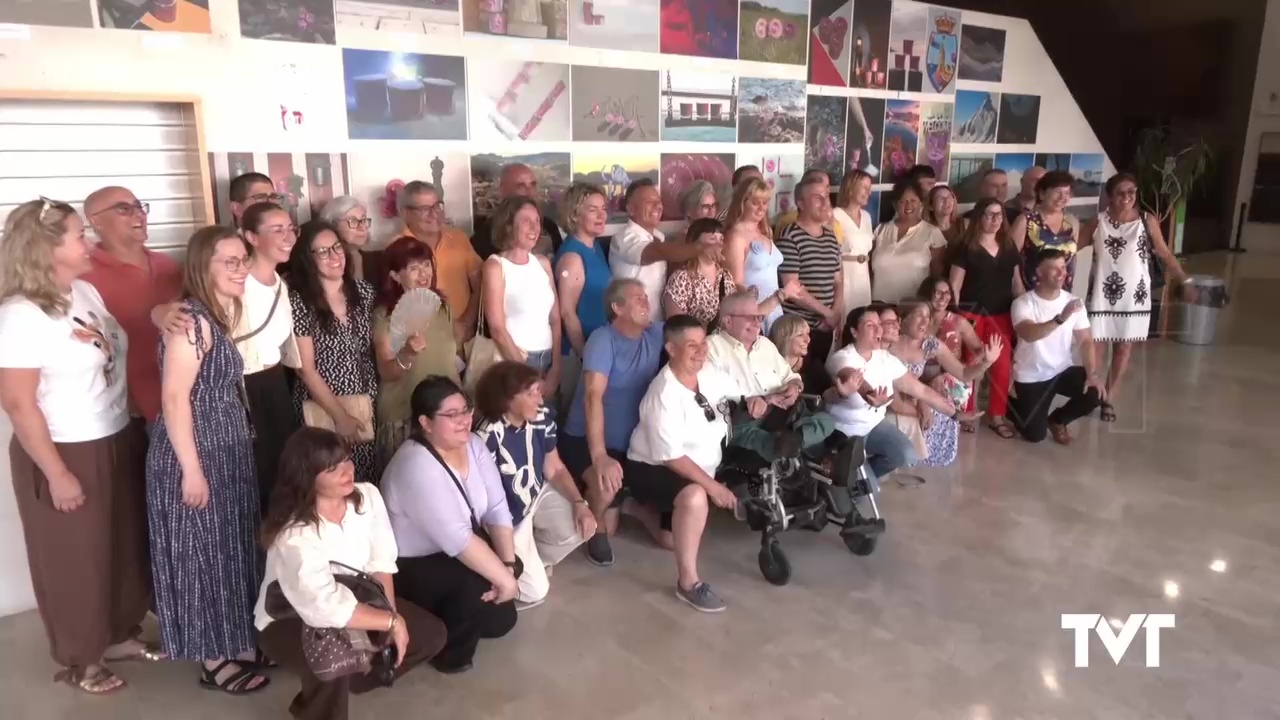 Imagen de La flor de sal de Torrevieja, protagonista de la exposición fin de curso de los alumnos de la Escuela Municipal de Fotografía