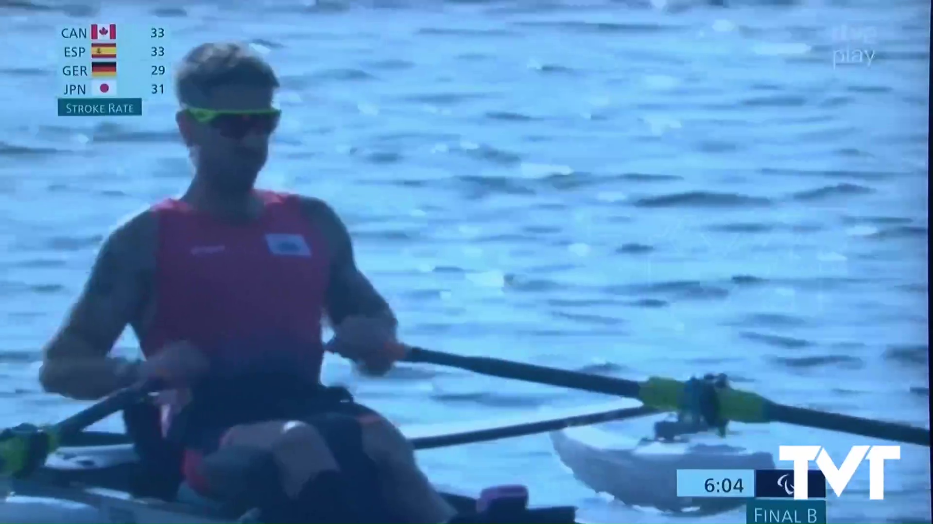 Imagen de El remero torrevejense Javi García consigue un meritorio sexto puesto en la Copa del Mundo