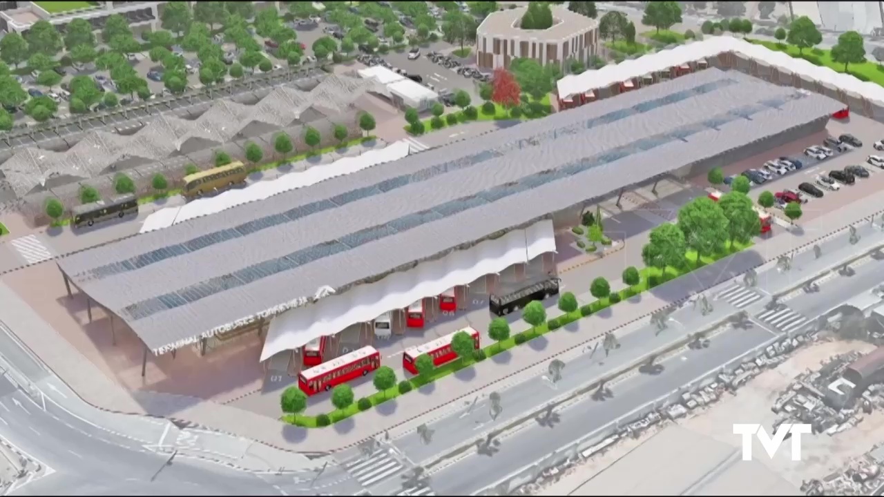 Imagen de Una estación intermodal estancada en el tiempo
